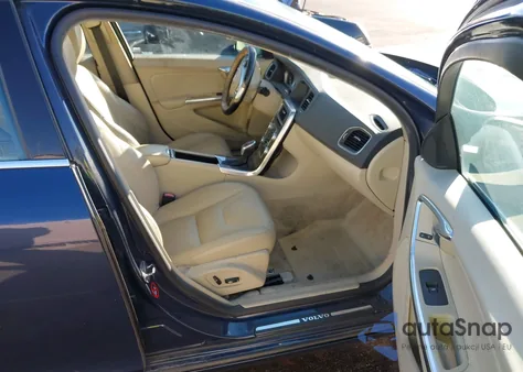 2015 Volvo S60 T5 Platinum from USA, damaged, VIN YV140MFM7F2353328